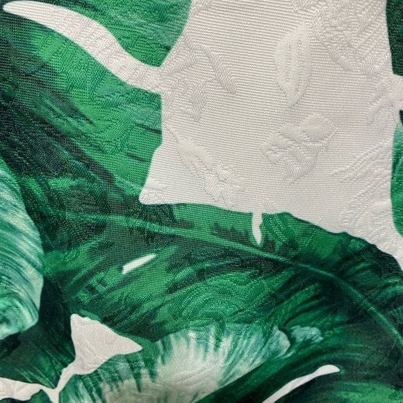 Fun palm print dress! Lined and size large. Worn once! - Picture 3 of 6